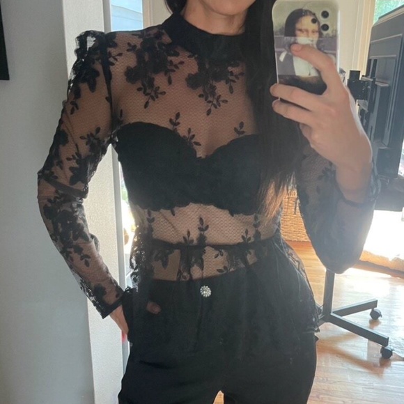 Floral Lace Sheer Long sleeve Ruffle hem Blouse - Picture 2 of 12